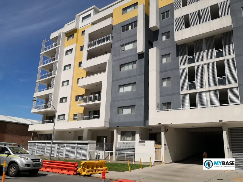MODERN 1 BEDROOM. CLOSE TO STATION