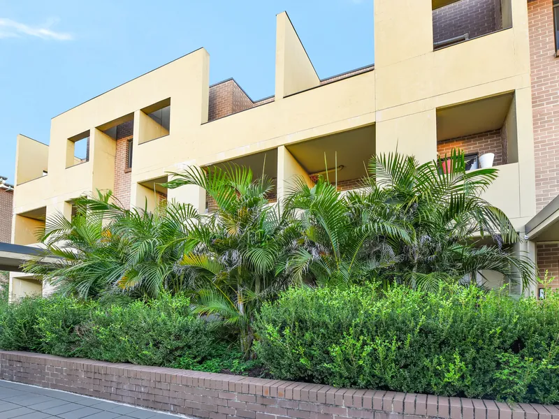 Rear Of Complex Unit With CBD View's
