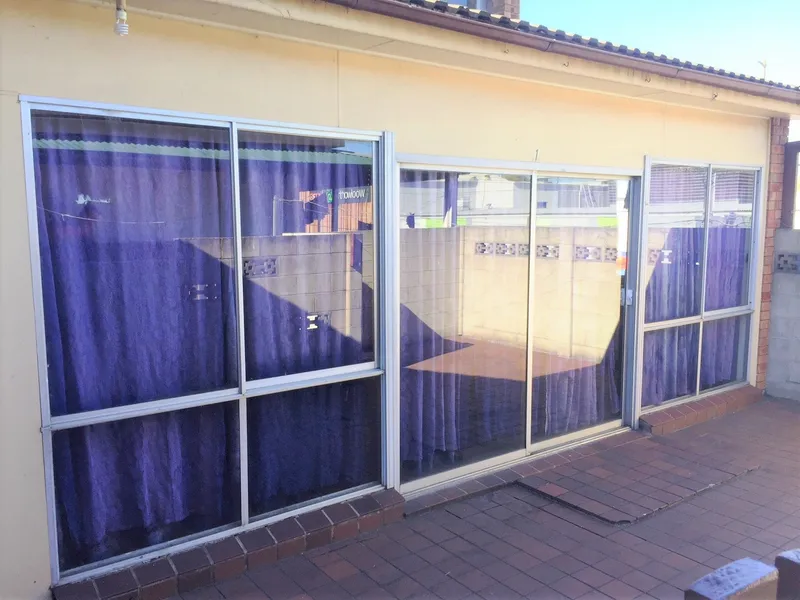 2 BEDROOM UNIT - 1 weeks free rent incentive