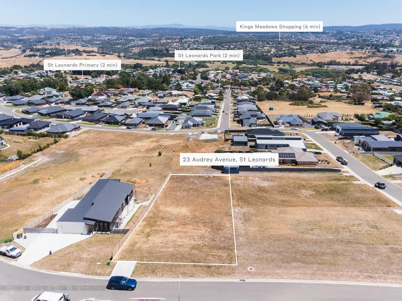 Stunning views of Great Western Tiers & CBD, large allotment on 1625m2