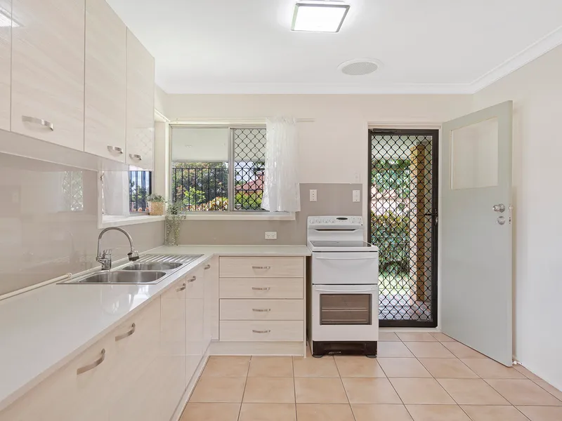 Lovely Lowset in Central Sunnybank Hills