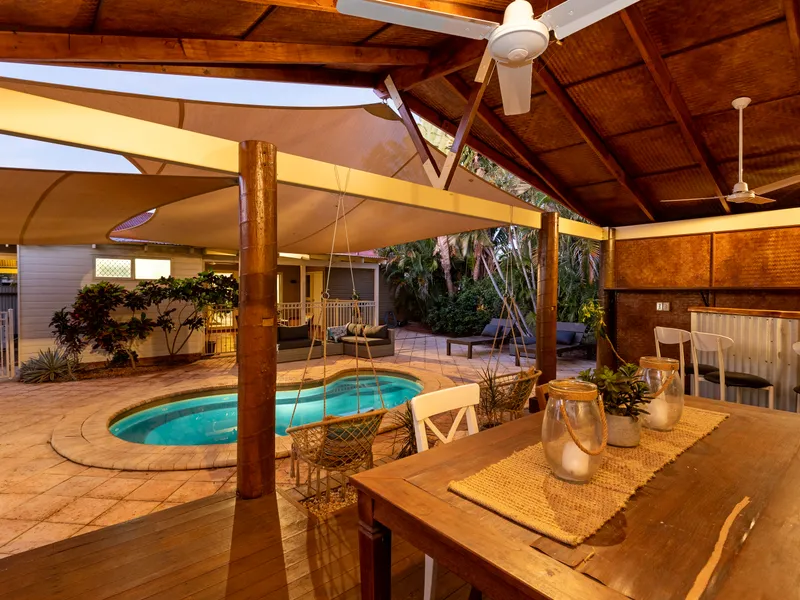 Howe Can You Resist This?