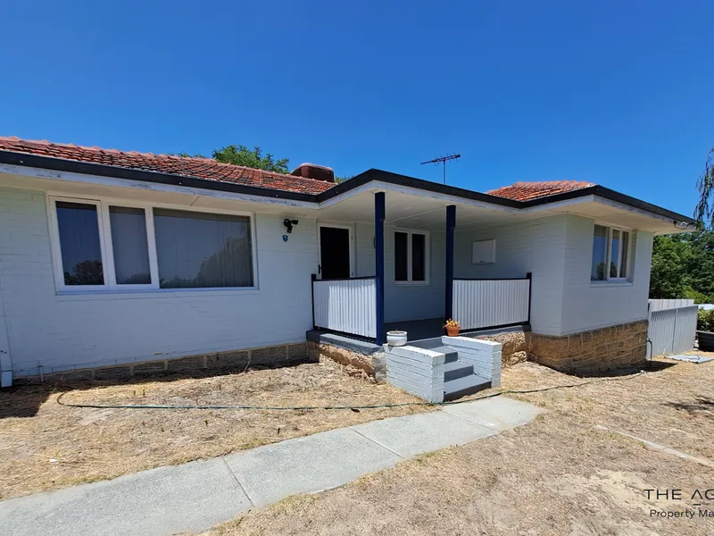 4 Bedroom 1 Bathroom House in Girrawheen