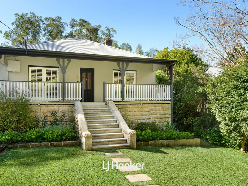 EXCEPTIONAL OPPORTUNITY & SERENE FAMILY SETTING