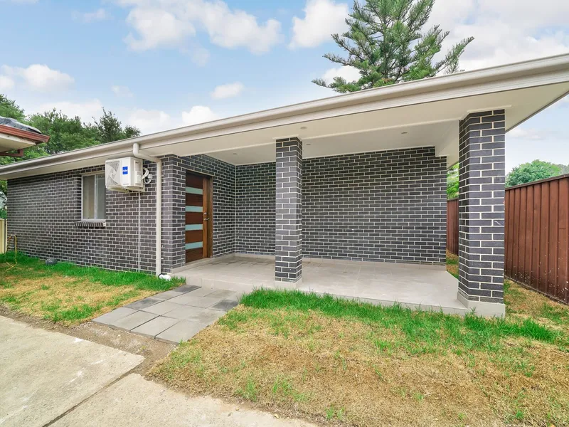 WELL PRESENTED GRANNY FLAT FOR YOU!