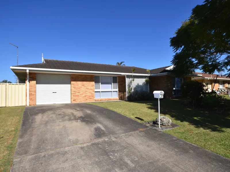 3 bedroom Brick and Tile Home