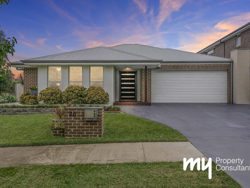 IMPECCABLE CLASS WITH PICTURESQUE OUTLOOK