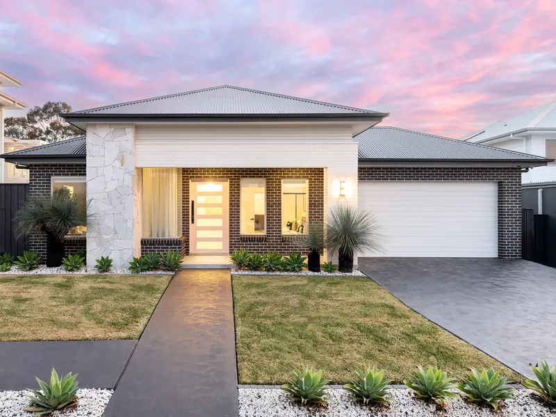 REDBANK H&L PACKAGE - PREMIUM PARK LOT, PREMIUM INCLUSIONS - Outdoor kitchen, 2.9m ceilings, landscaping - Rego March 2023