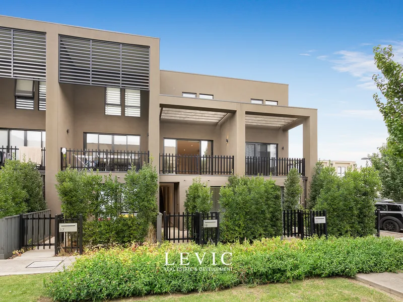 Stylish Al fresco Townhouse