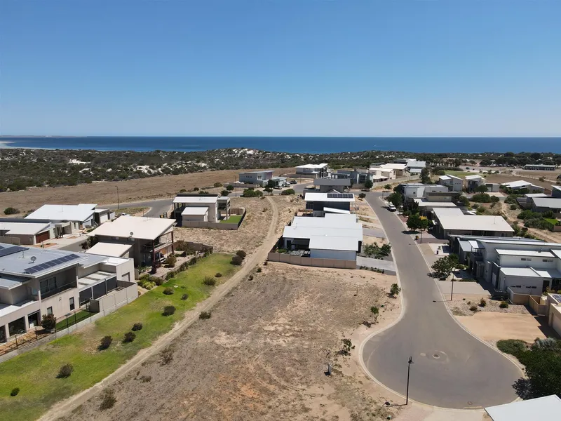 Unparalleled Opportunity to Build Your Dream Home in the Esteemed Dunes @ Port Hughes
