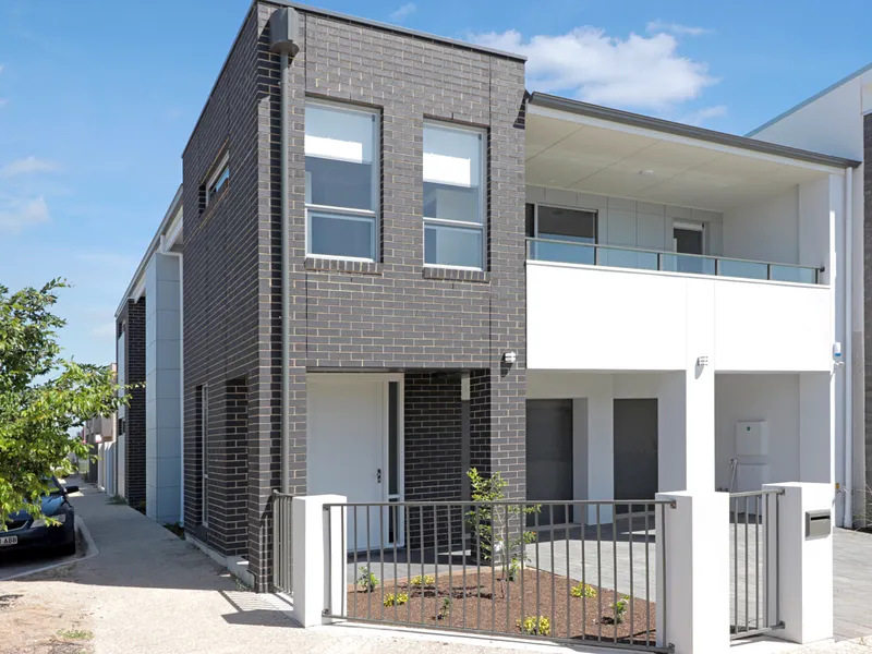 Stunning, Spacious Family Home (NO PETS)