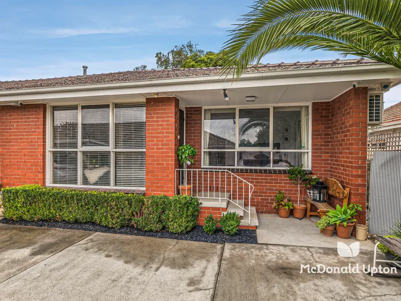 Hidden Gem In Prestige Windy Hill Location