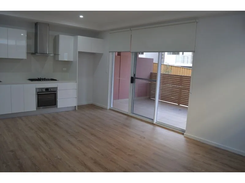 Fresh painted over- sized 1 bedroom unit plus study area available !