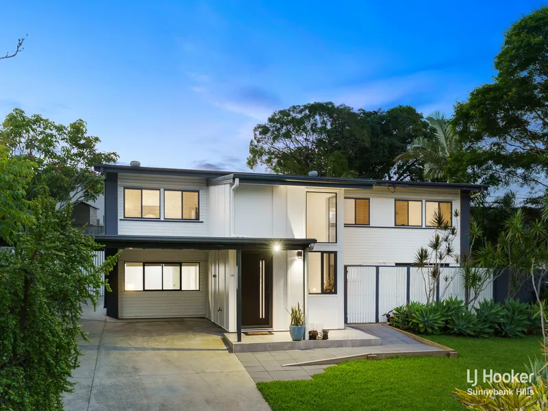 FULLY RENOVATED HOME IN MANSFIELD CATCHMENT