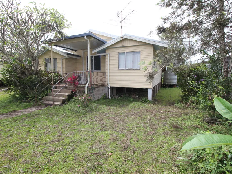 LOWSET HOME - OUT OF KNOWN FLOOD