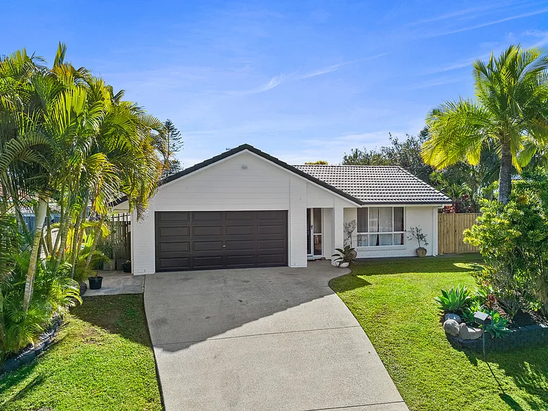 Stylish Family-Friendly Entertainer!