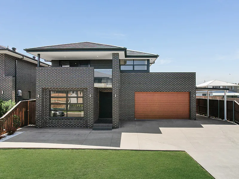 Custom Built || Residence + Granny Flat