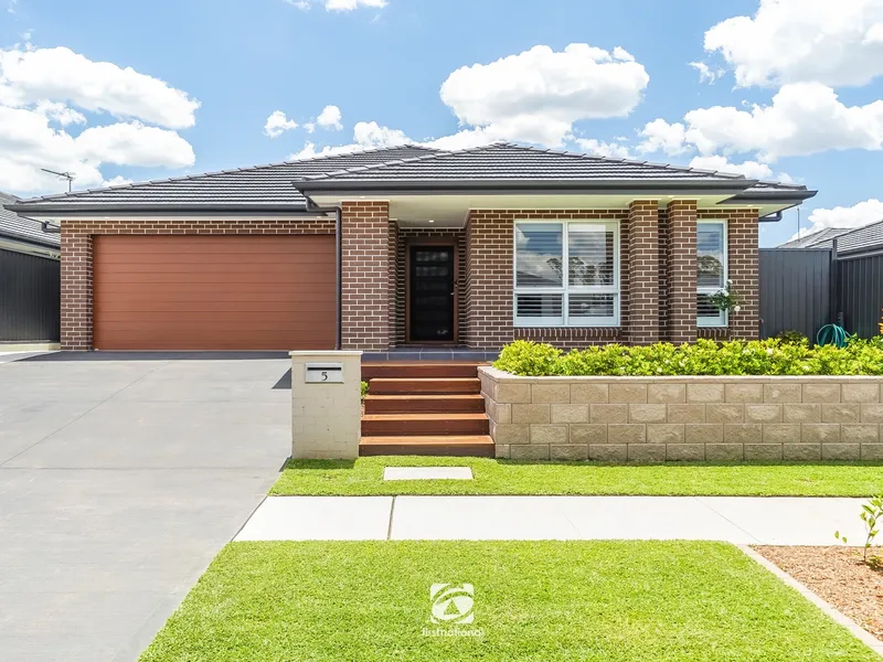 “Stunning Family Home”