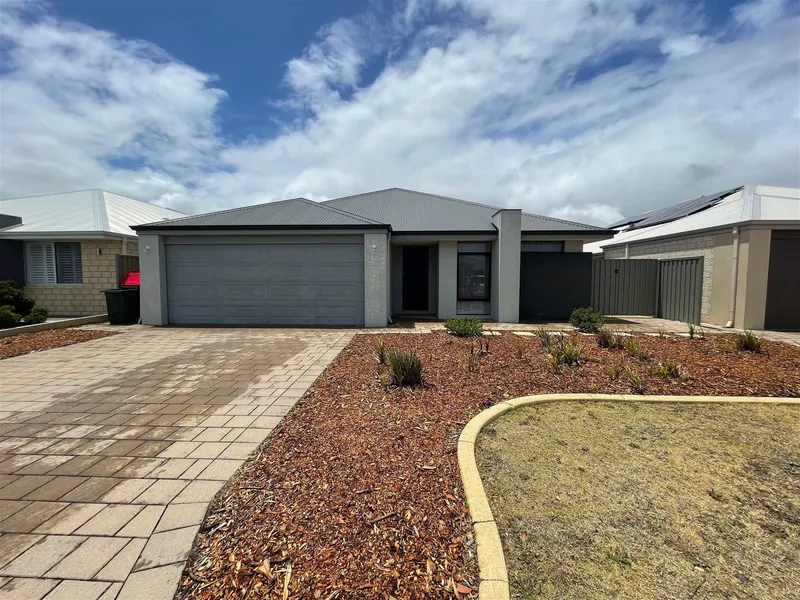 Walking Distance to Schools, Parks and Shops!