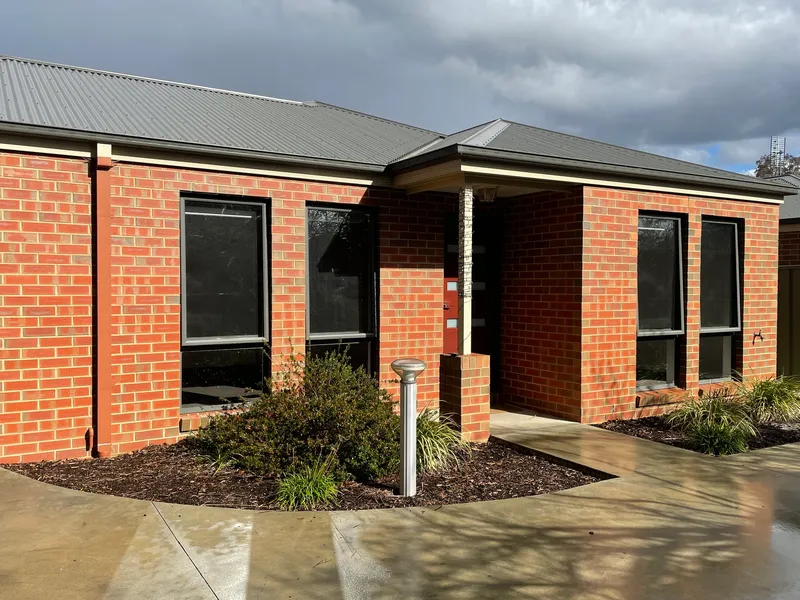 Two bedroom unit in quiet location