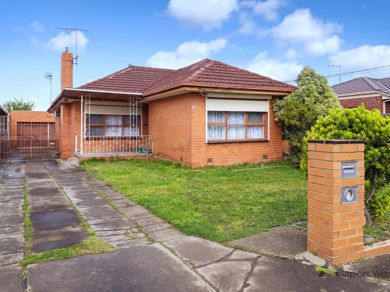 Spacious home - 6 MONTH LEASE ONLY