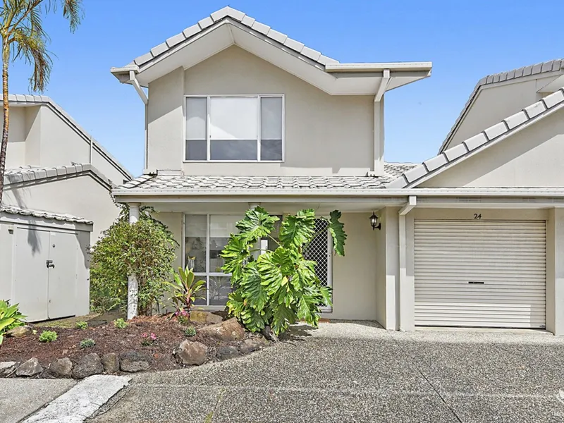 Move-In Ready: Beautifully Furnished Unit in Mermaid Waters