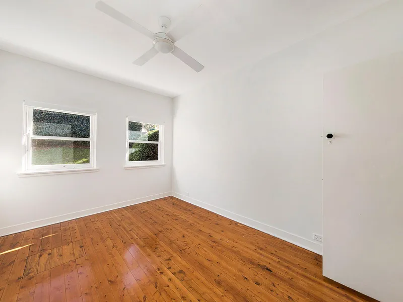 Beachfront Ground Floor Apartment