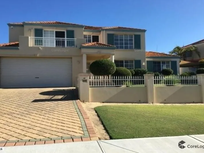 SUBSTANITAL FAMILY HOME WITH GENEROUS WRAP AROUND YARD IS IDEAL FOR YOUR GROWING FAMILY!