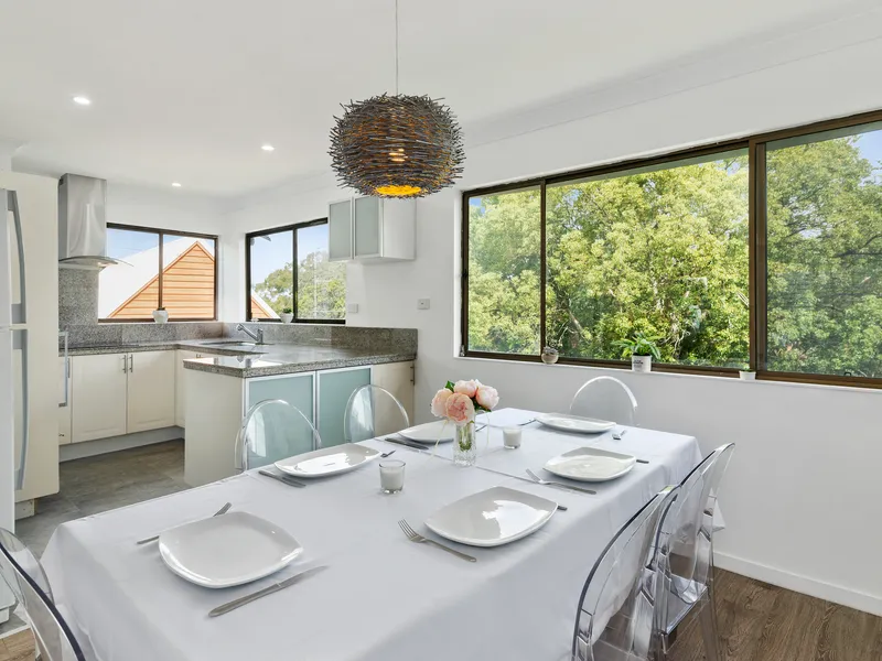 Contemporary Styled House With Dual Living