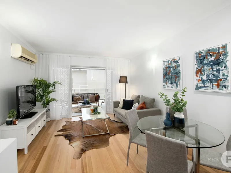 Beautifully updated split-level one-bedroom + study/MPR apartment, moments from James Street