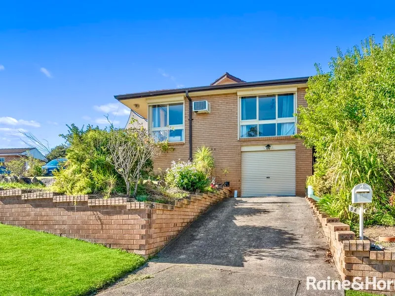 Family home in Bradbury