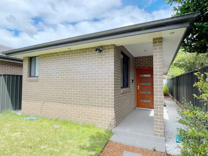 2 Bedroom Home in Convenient Location