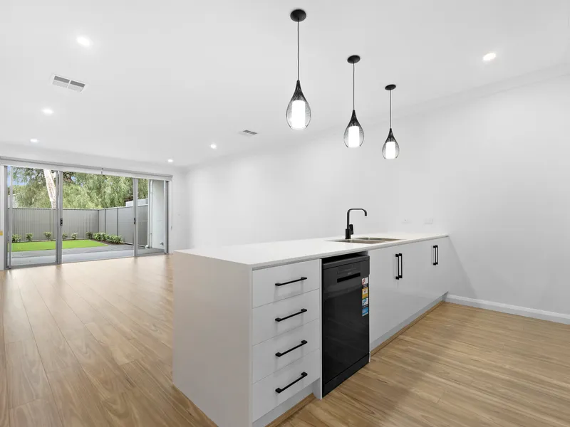 New luxurious townhome that has it all!