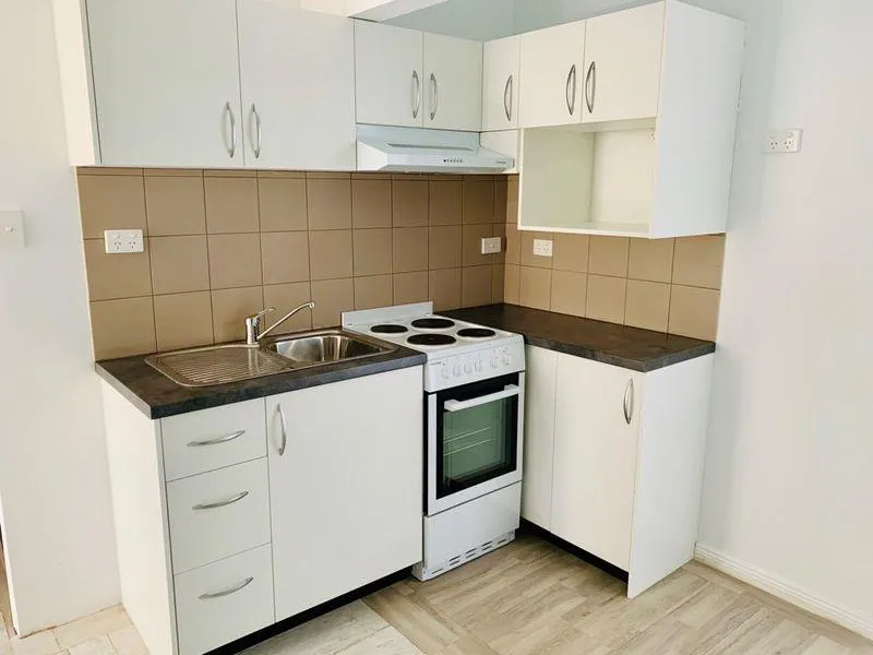 Shop top Unit Ideal work from home
