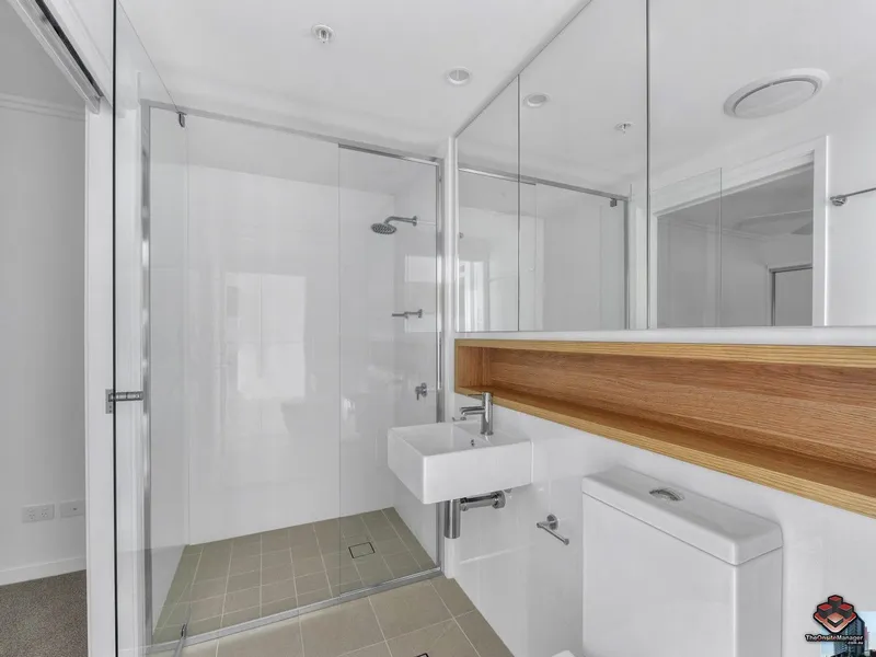 Spacious 2 Bedroom Apartment