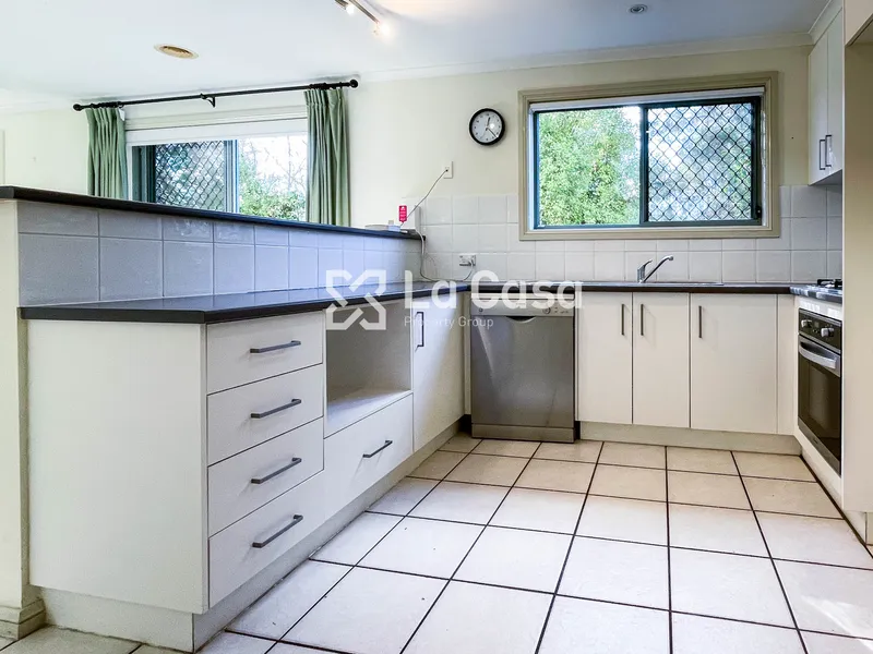 Spacious, Convenient & cozy living