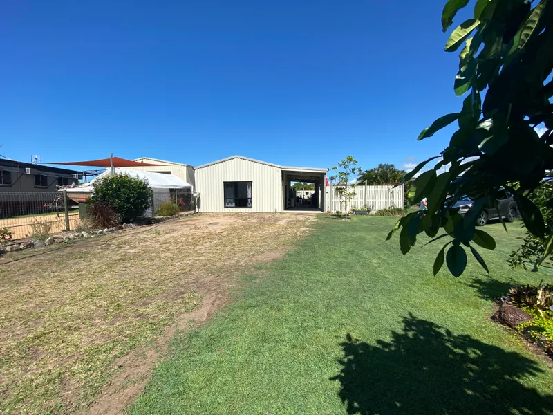 PERFECT GETAWAY OR LIFESTYLE