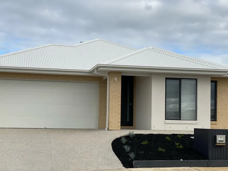 Brand new 4 bedroom home