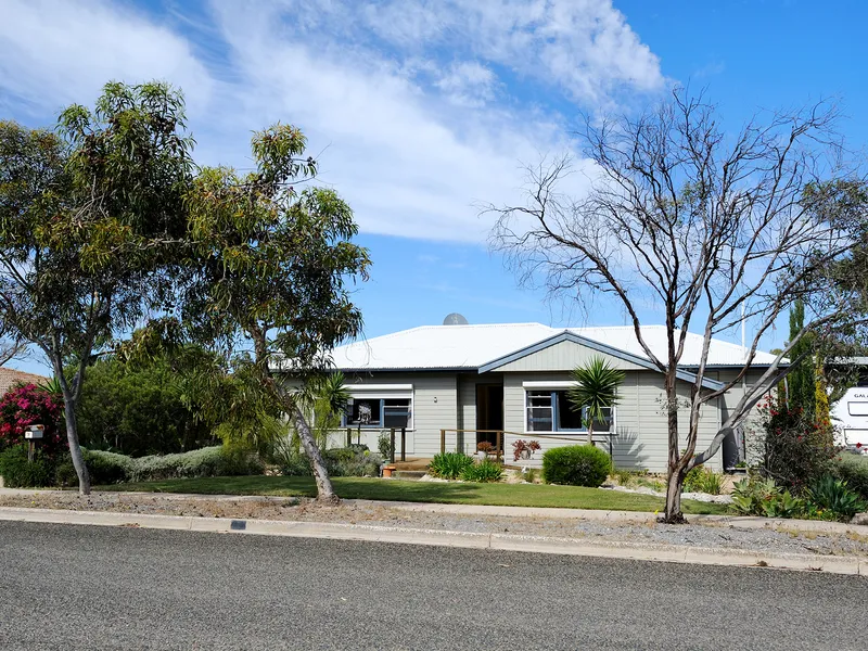 The Coastal Lifestyle You’ve Been Dreaming Of!