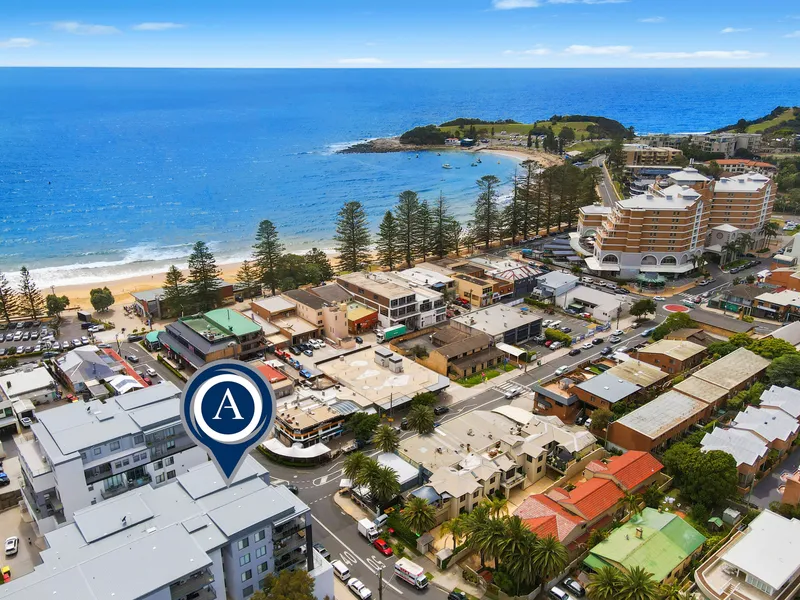 Single level apartment 100m to the beach