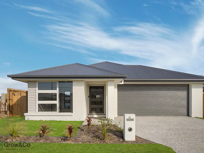 BRAND NEW 4BED HOME WITH LARGE FULLY FENCED BACKYARD