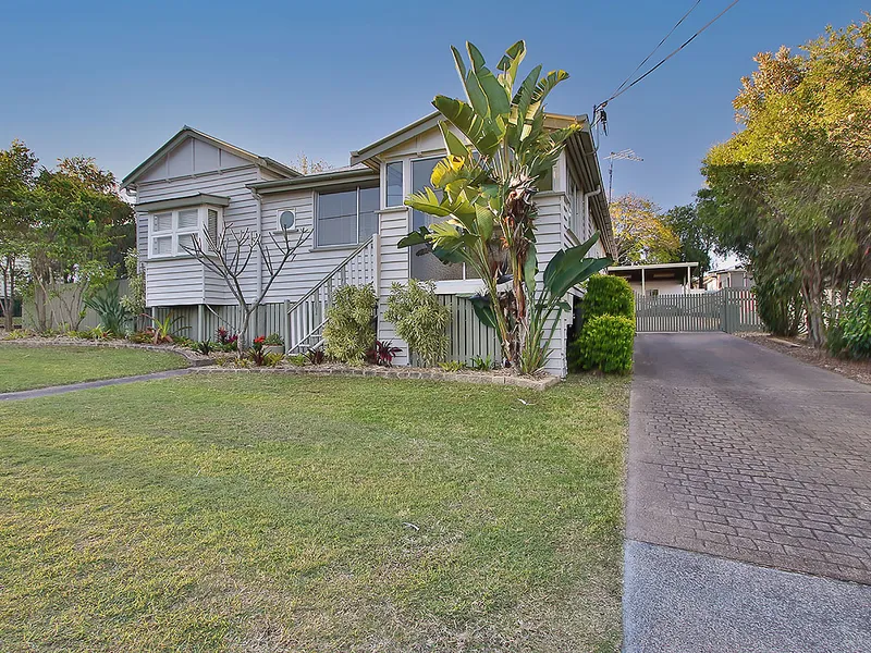 Immaculately Maintained on 809SQM with Huge Shed and Workshop!