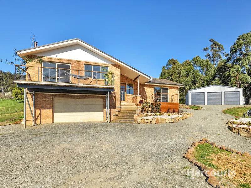 Lifestyle property with the lot