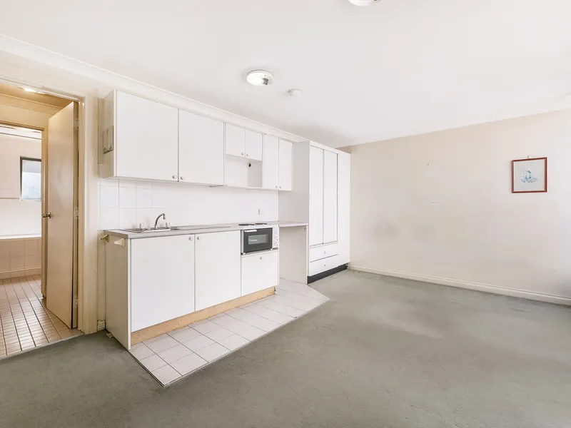 Deceased Estate - Renovation Ready Studio