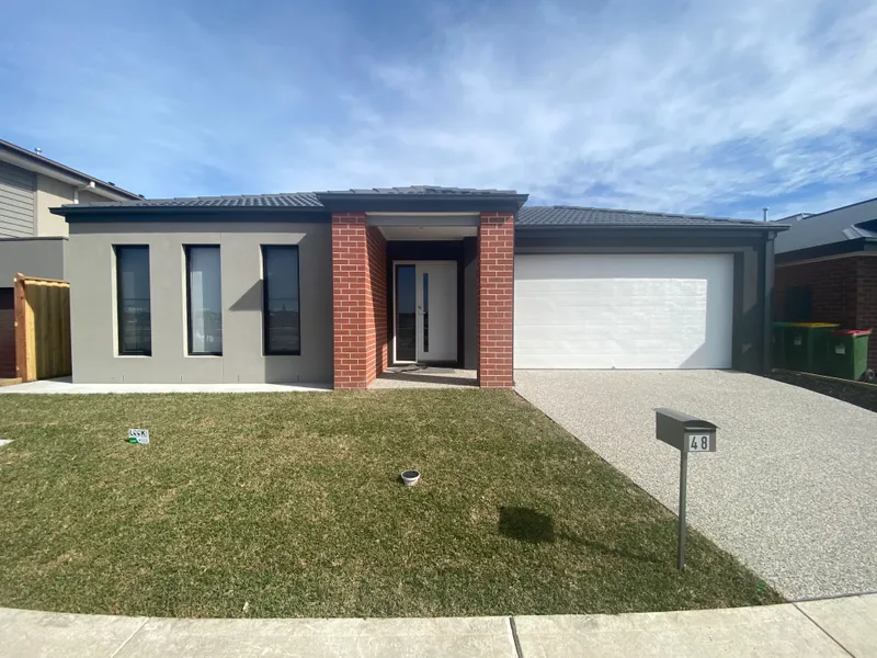 GRAND LIVING ON GASTON!