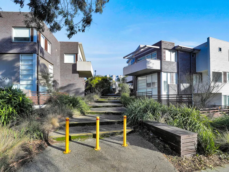 A stylish haven in a well-connected Neighbourhood