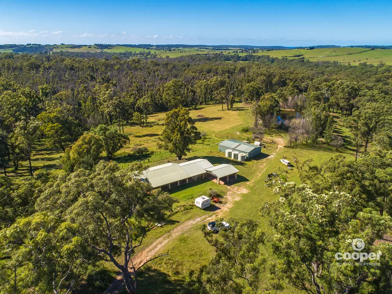 COUNTRY HOME ON 22 ROLLING ACRES