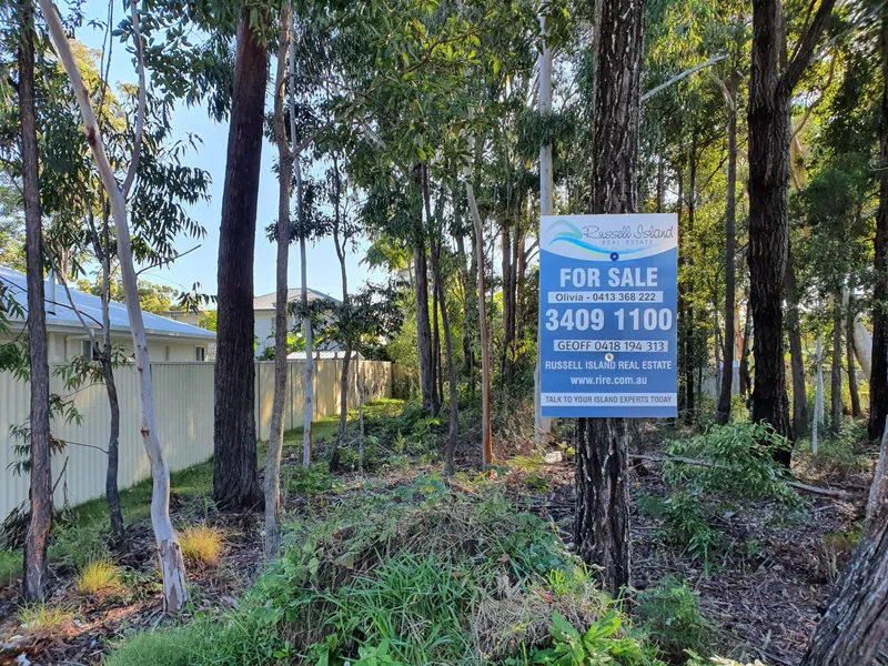 GREAT BUYING, CLOSE TO TOWN