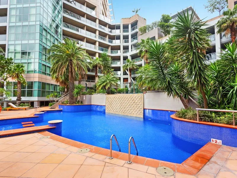 RIGHT IN THE HEART OF CHATSWOOD - **OPEN FOR INSPECTION FRI 16TH APRIL AT 10:30 - 10:45AM** CONTACT JEREMY ON 0431 500 571