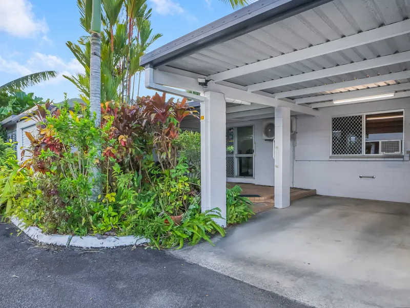 Ground Floor Villa within City Fringe Boutique Complex